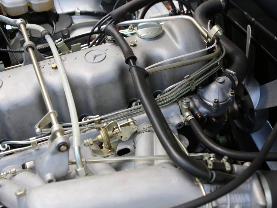Image 3/37 of Mercedes-Benz 280 SL (1969)