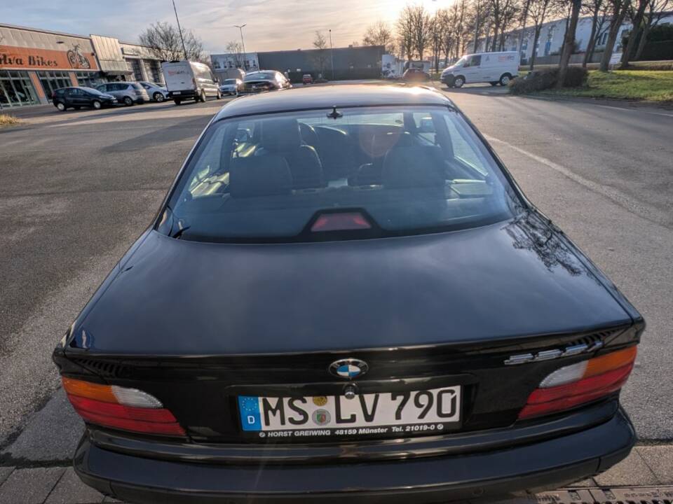 Immagine 6/72 di BMW 328i (1996)