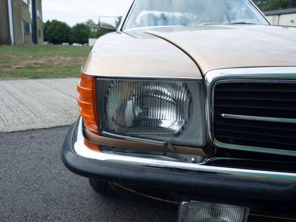 Bild 38/39 von Mercedes-Benz 280 SL (1984)