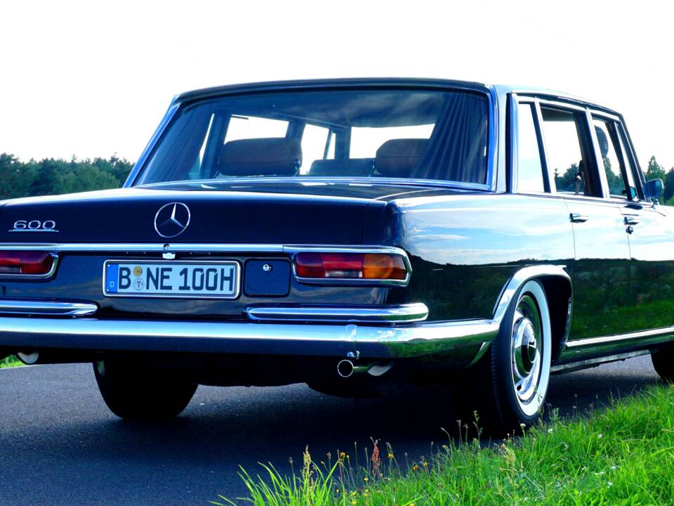 Image 6/78 of Mercedes-Benz 600 (1965)