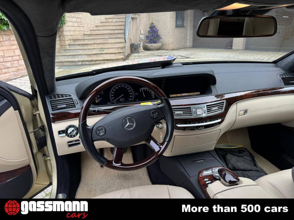 Image 13/15 de Mercedes-Benz S 600 L (2006)
