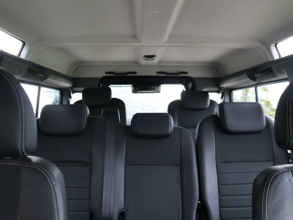 Bild 6/50 von Land Rover Defender 130 Double Cab (2007)
