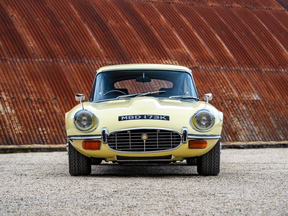 Bild 1/30 von Jaguar E-Type V12 (2+2) (1971)