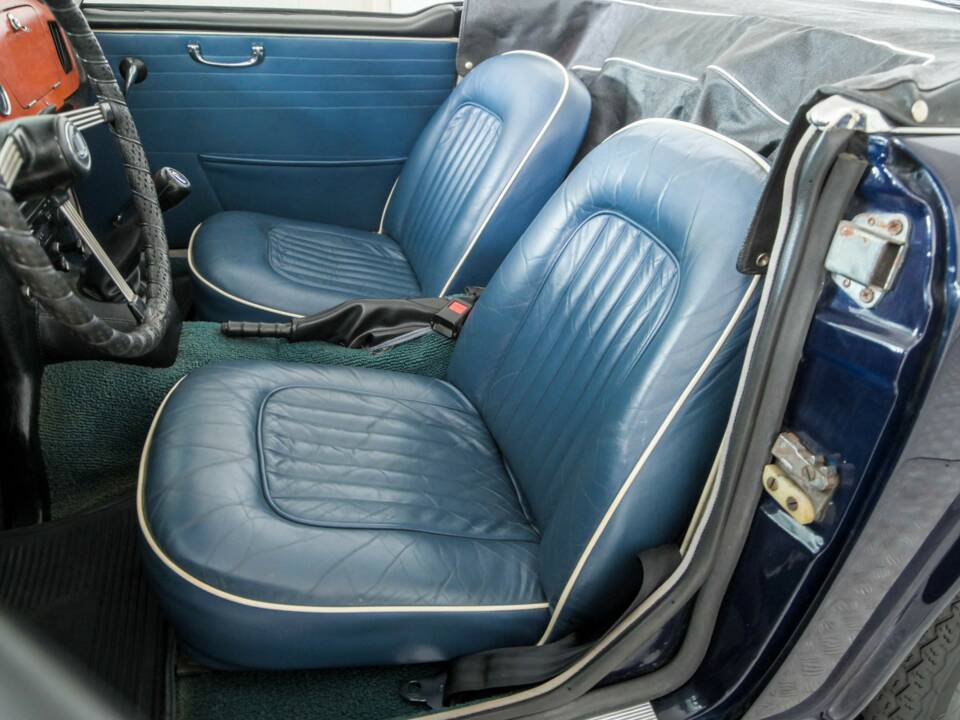 Afbeelding 14/50 van Triumph TR 4A (1967)