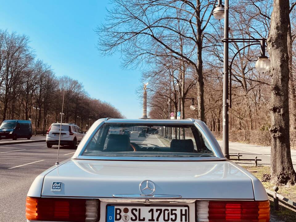 Image 8/22 of Mercedes-Benz 280 SL (1982)