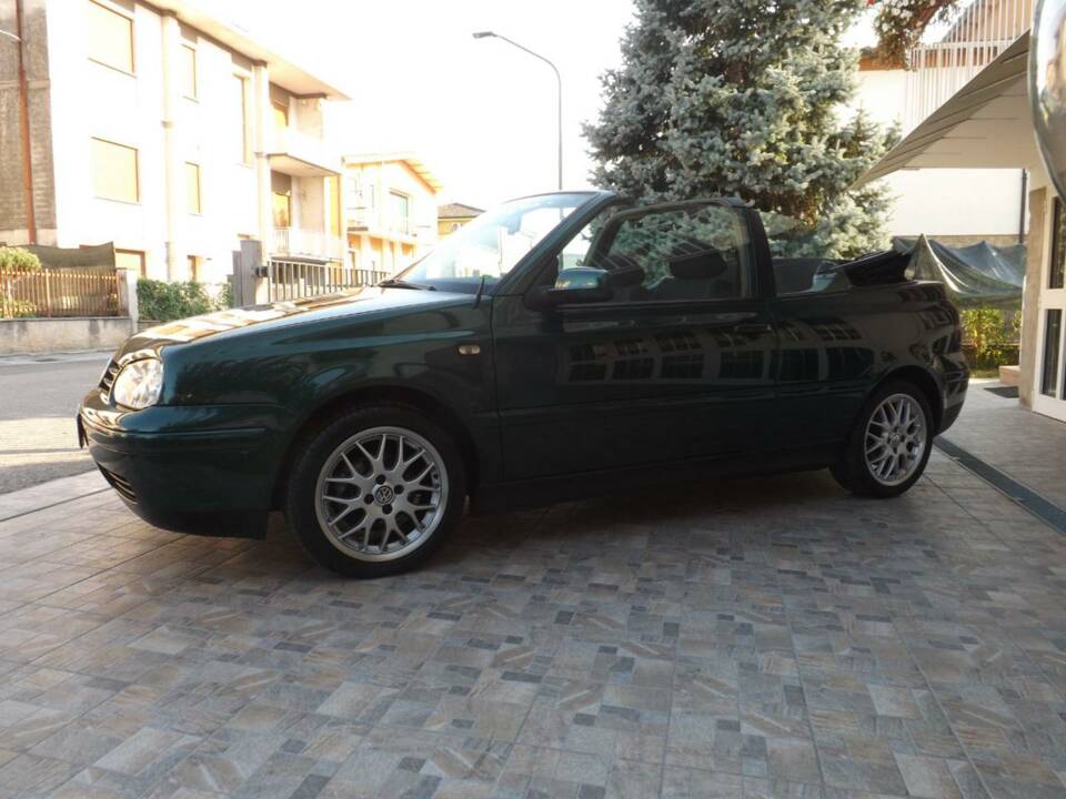 Image 12/50 of Volkswagen Golf III Cabrio 1.6 (1998)