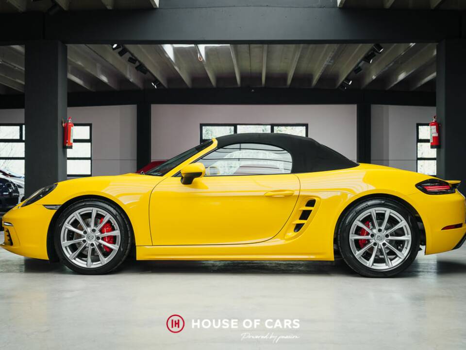Immagine 10/25 di Porsche 718 Boxster S (2017)