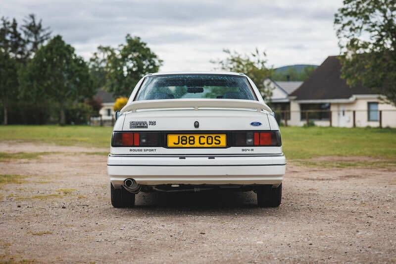 Image 42/50 of Ford Sierra Cosworth 4x4 (1991)