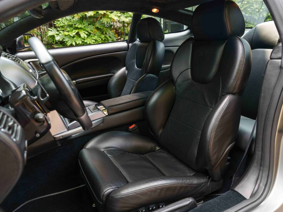 Bild 20/26 von Aston Martin V12 Vanquish (2003)