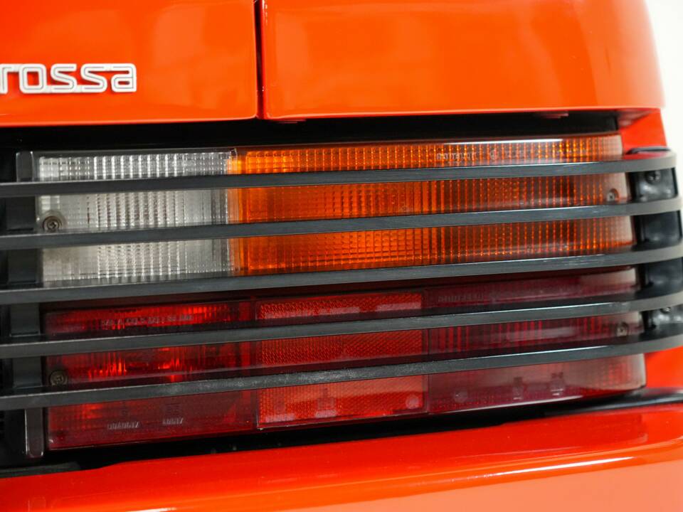 Bild 50/50 von Ferrari Testarossa (1990)
