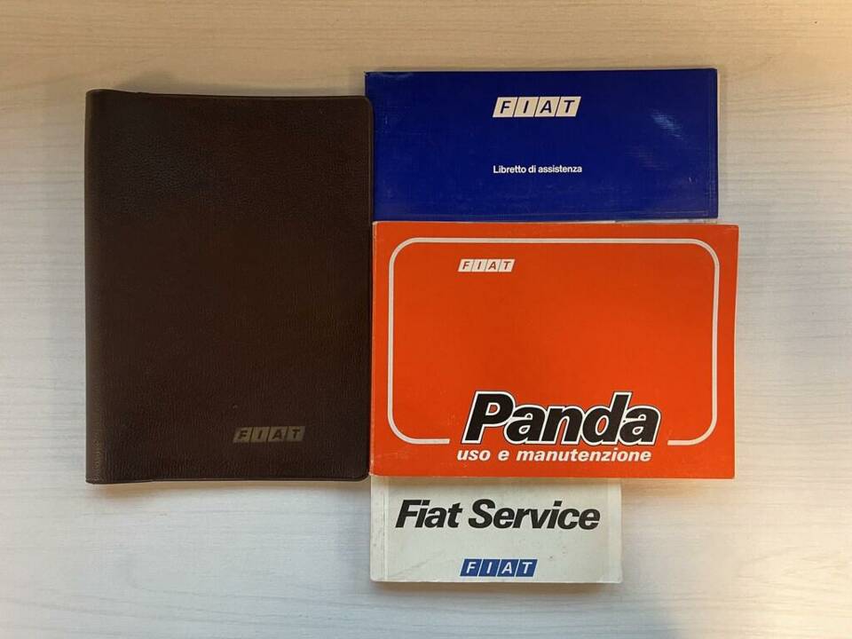 Image 13/15 of FIAT Panda 750 S "Italia '90" (1990)