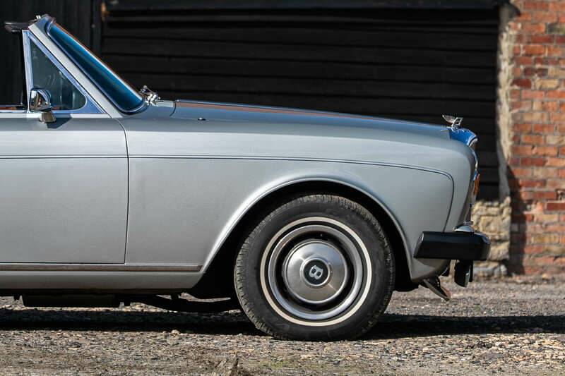 Image 13/35 of Bentley Corniche I (1982)