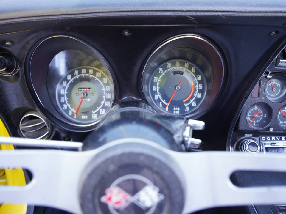 Image 40/50 of Chevrolet Corvette Stingray (1972)