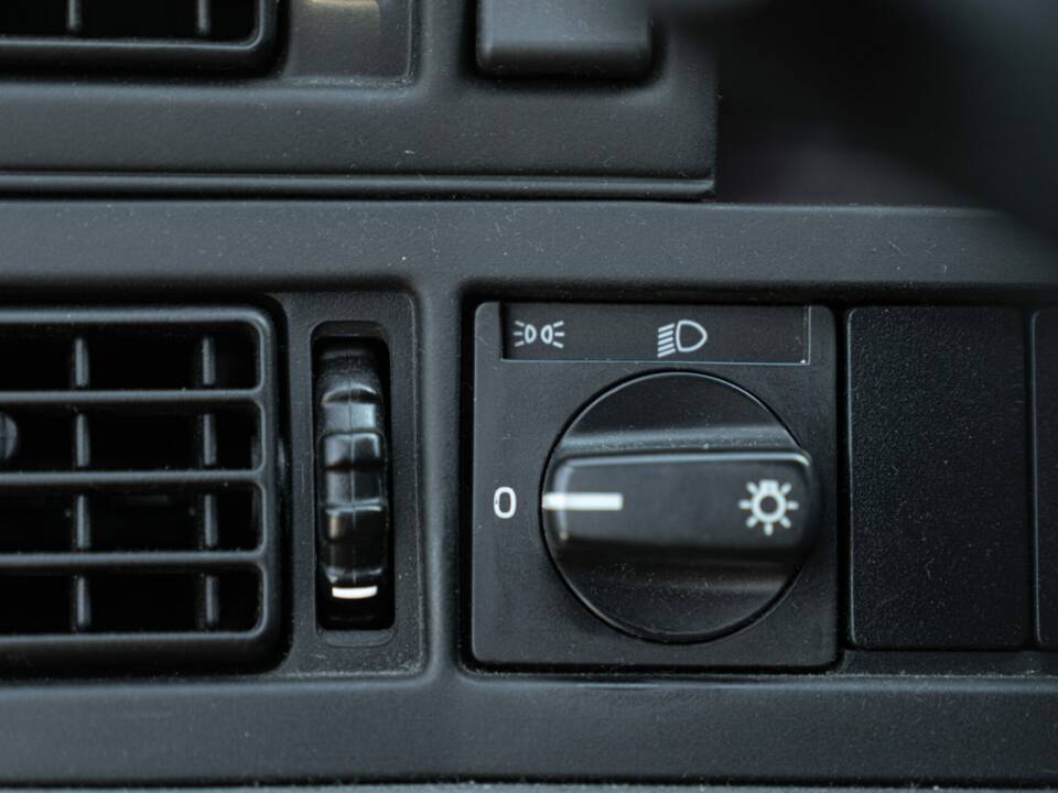 Obraz 28/48 pojazdu Volvo 850 2.0 20V (1992)