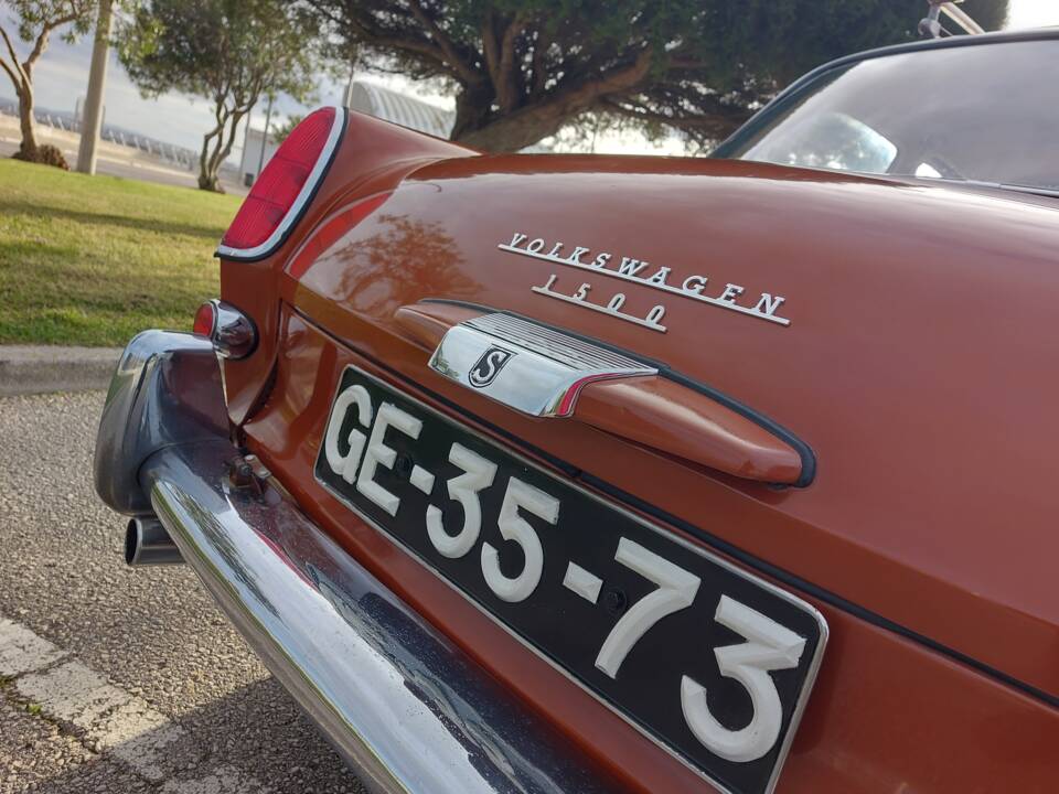 Image 12/73 of Volkswagen 1500 S (1964)