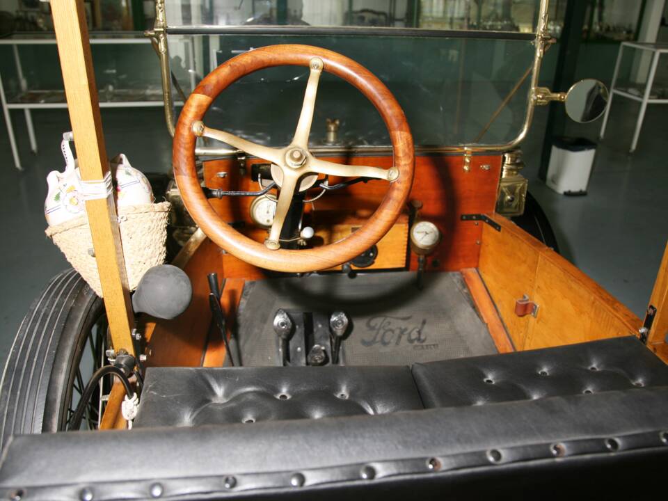 Bild 2/10 von Ford Modell T Touring (1912)