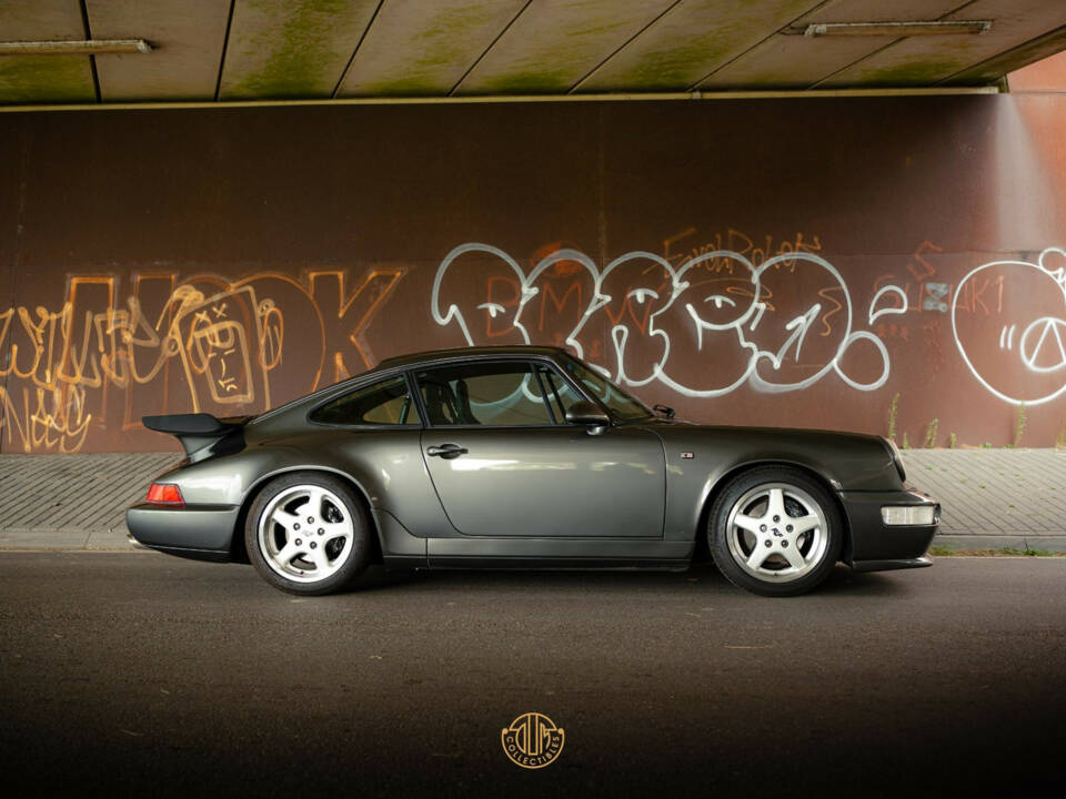 Immagine 3/49 di Porsche 911 Carrera 2 (1994)