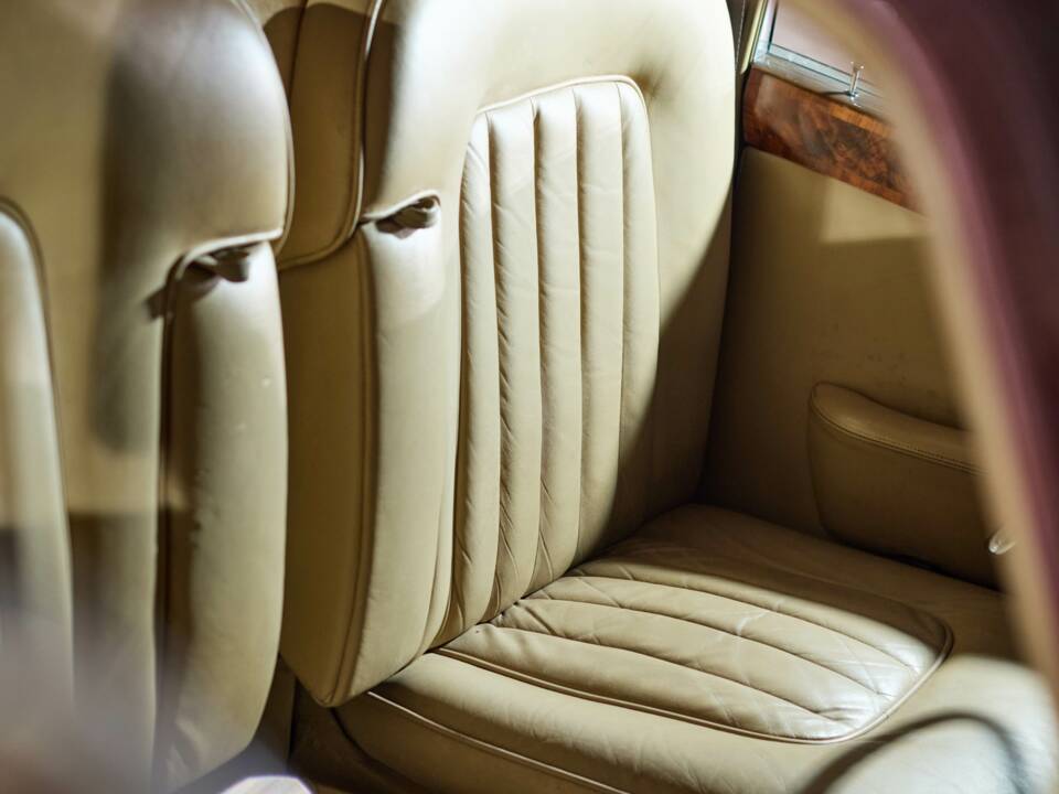 Bild 48/69 von Rolls-Royce Silver Shadow I (1971)