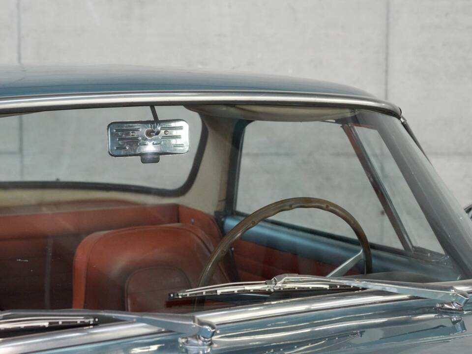 Bild 49/50 von Lancia Flaminia GT 2.5 3C Touring (1963)