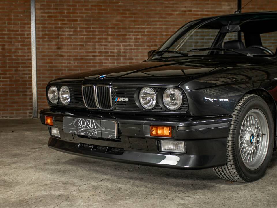 Image 30/65 of BMW M3 (1986)