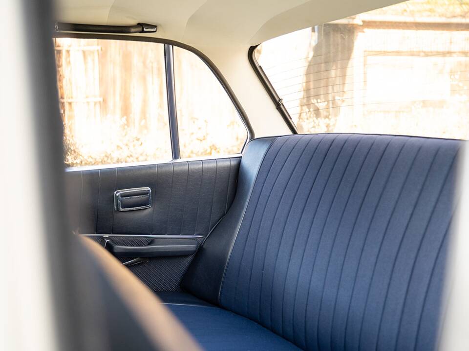 Bild 40/67 von BMW 1800 (1970)