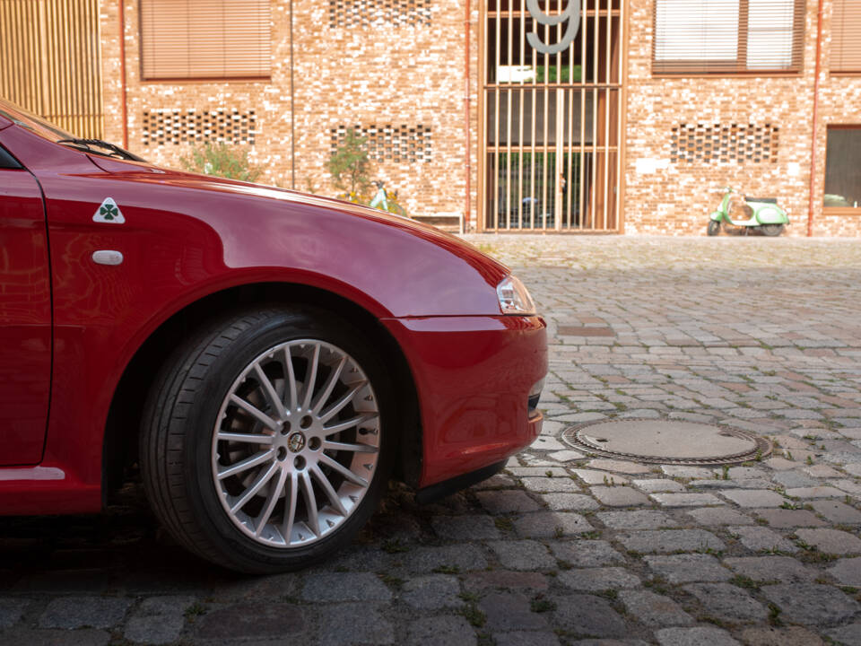 Afbeelding 14/40 van Alfa Romeo GT 2.0 JTS (2004)