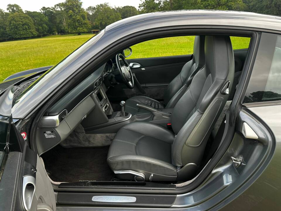 Afbeelding 29/53 van Porsche 911 Carrera S (2008)