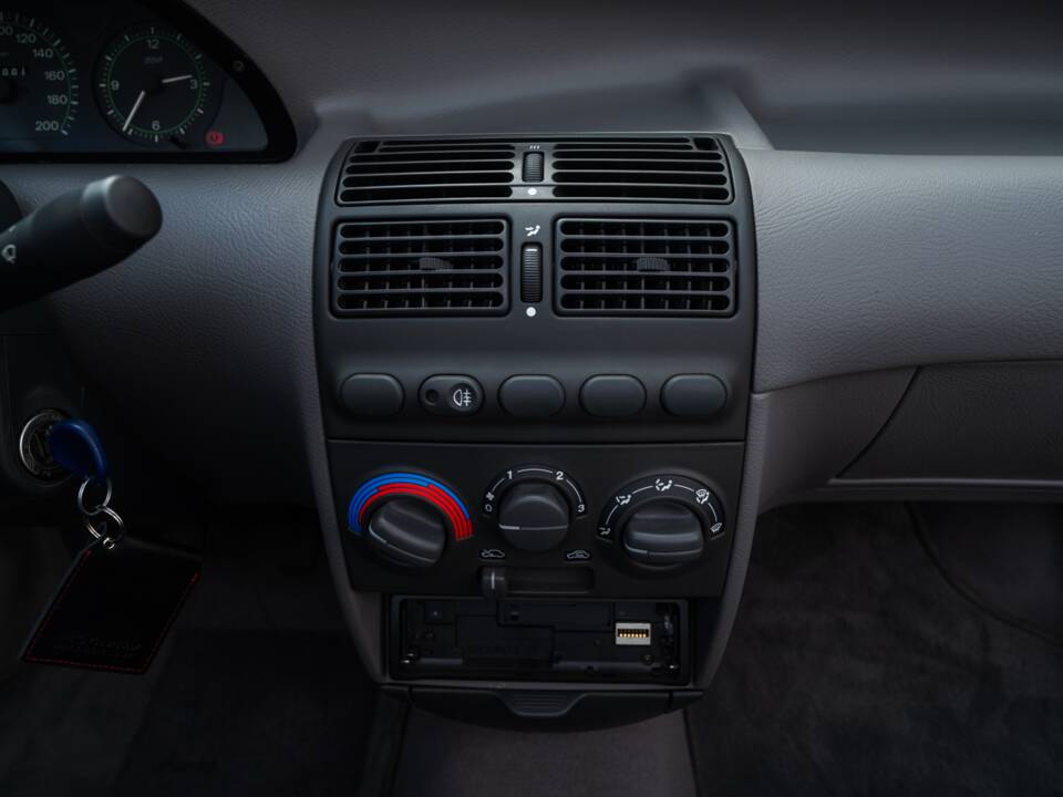 Image 84/99 of FIAT Punto 60 (1994)