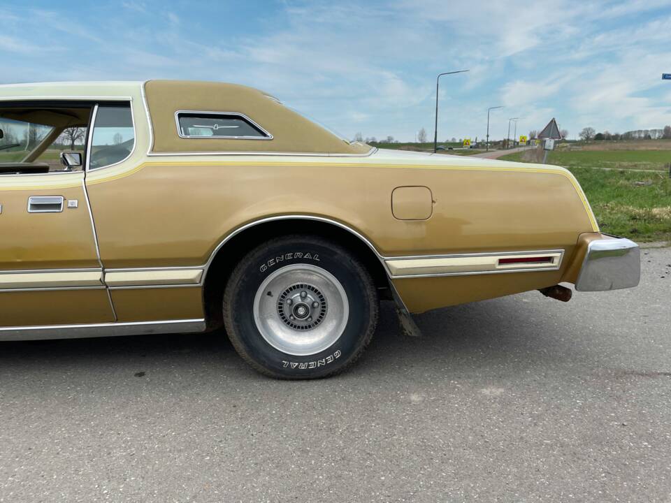 Bild 7/8 von Ford Thunderbird (1976)