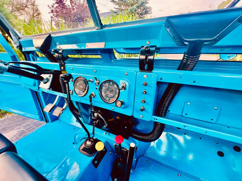 Bild 93/119 von Land Rover 109 (1969)