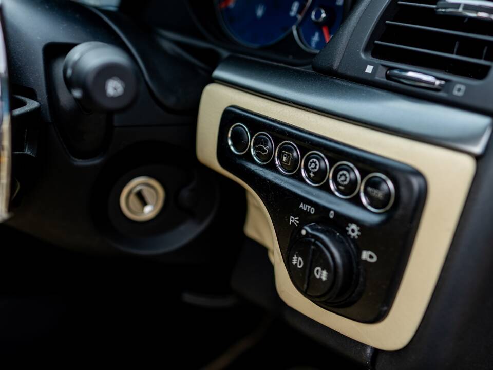 Bild 48/50 von Maserati GranTurismo 4.2 (2008)