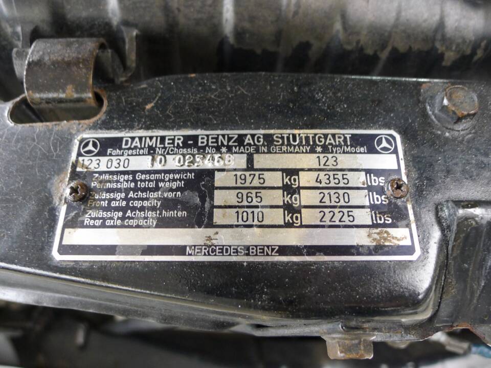 Image 7/44 of Mercedes-Benz 280 (1978)