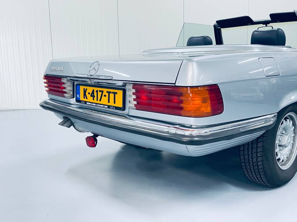 Imagen 5/24 de Mercedes-Benz 380 SL (1982)
