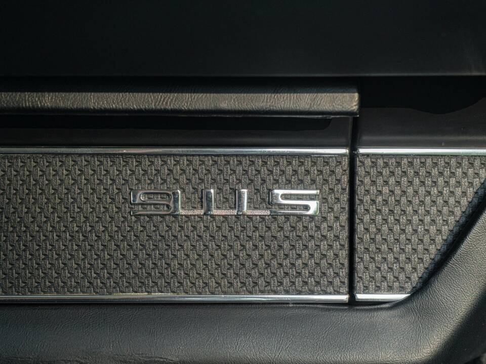 Image 38/50 of Porsche 911 2.2 S (1971)