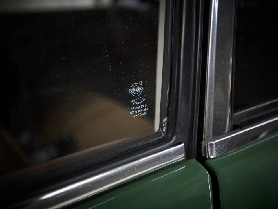 Bild 22/98 von Volvo 244 DL (1975)
