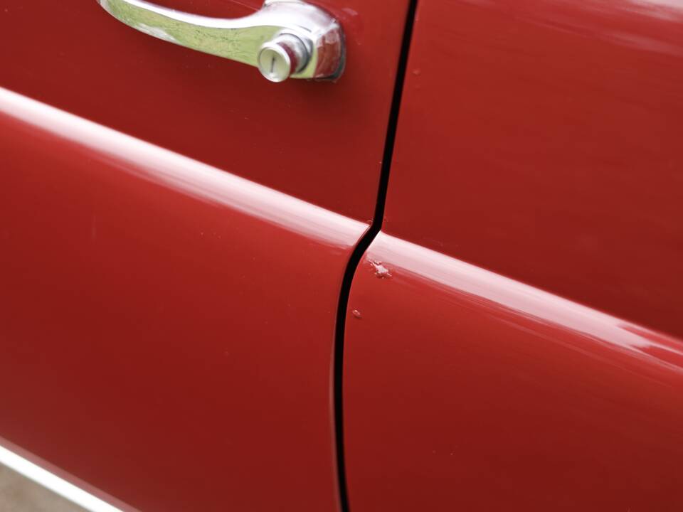 Image 37/50 of Mercedes-Benz 220 (1967)