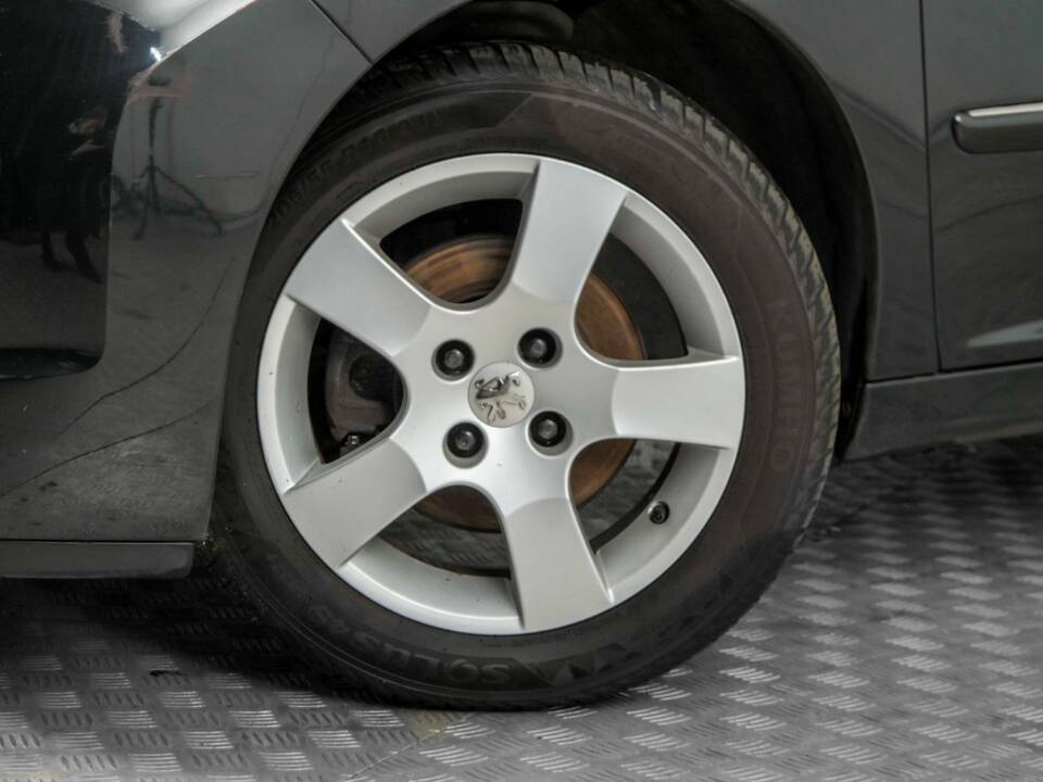 Bild 4/23 von Peugeot 207 1.6 VTi SW (2010)