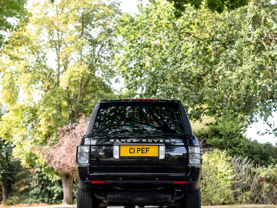 Image 24/50 de Land Rover Range Rover Vogue TDV8 (2009)