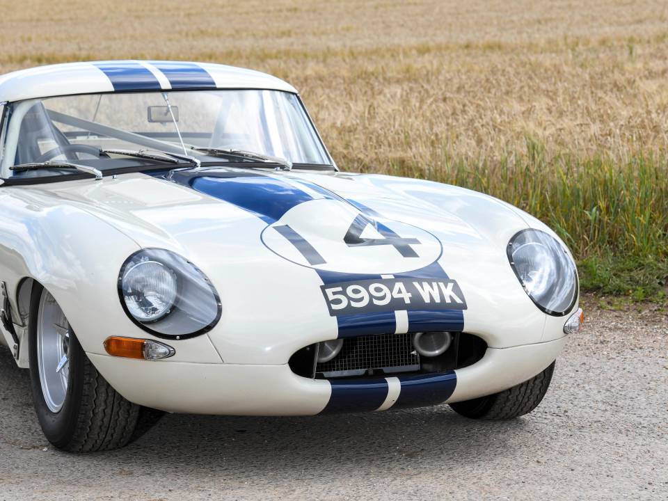 Image 48/50 de Jaguar E-Type &quot;Lightweight&quot; (1964)