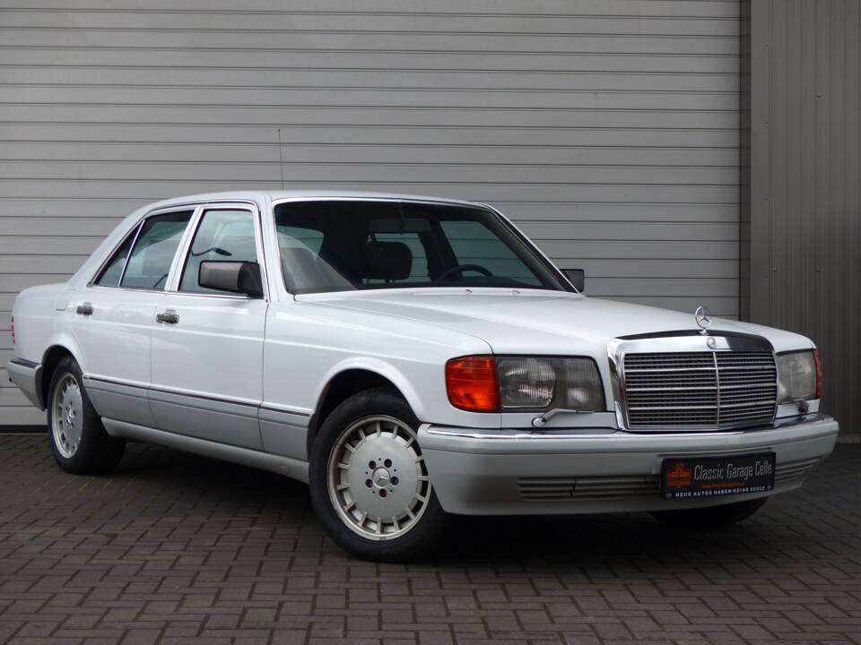 Bild 2/16 von Mercedes-Benz 420 SE (1990)