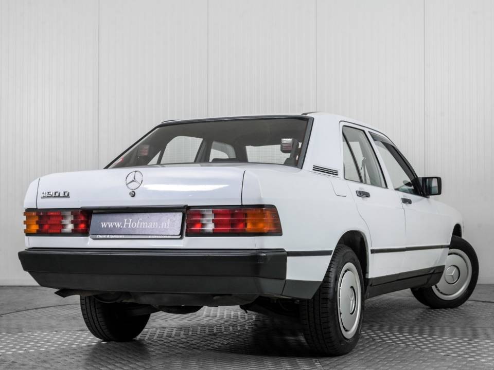 Image 42/50 de Mercedes-Benz 190 D (1986)