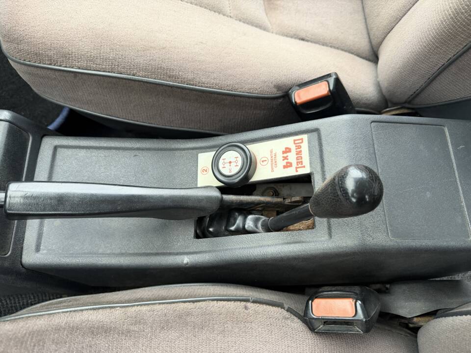 Bild 41/62 von Peugeot 505 Break 4x4 Dangel (1988)