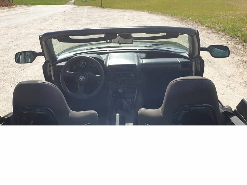 Bild 15/17 von BMW Z1 Roadster (1989)