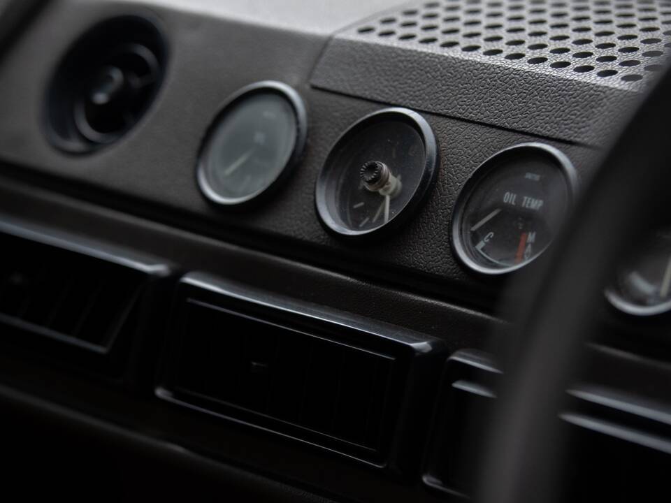 Immagine 46/50 di Land Rover Range Rover Classic 3.5 (1982)