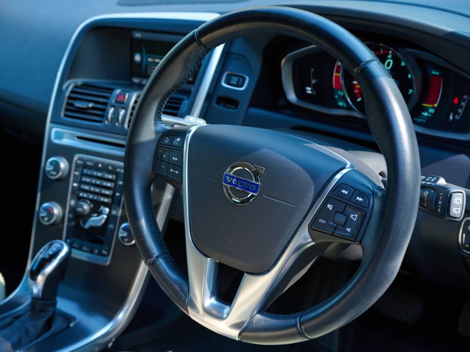 Image 39/50 of Volvo XC60 T5 (2013)