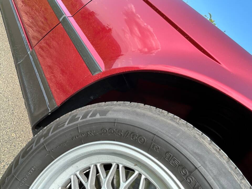 Image 35/51 of BMW 535i (1991)
