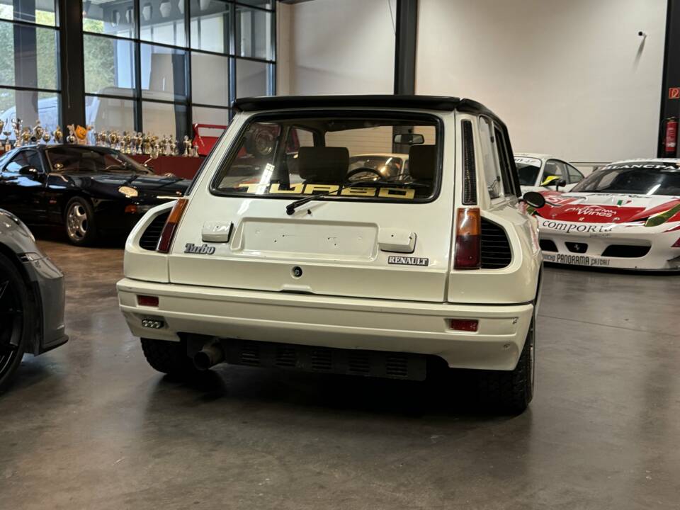 Immagine 5/28 di Renault R 5 Turbo 2 (1984)