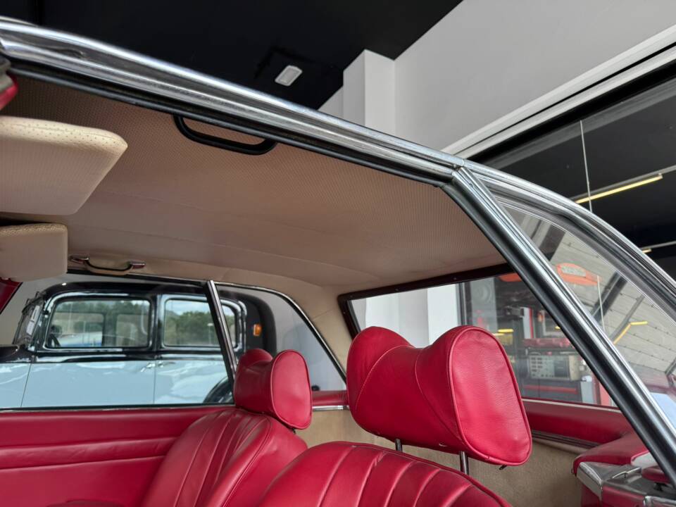 Imagen 10/15 de Mercedes-Benz 280 SL (1969)