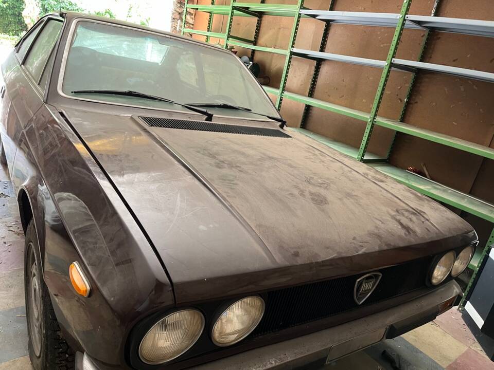 Bild 2/44 von Lancia Beta Coupe 1300 (1978)