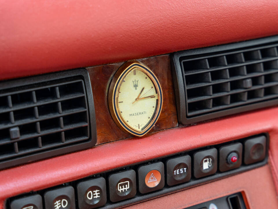 Bild 38/71 von Maserati Biturbo Si (1987)
